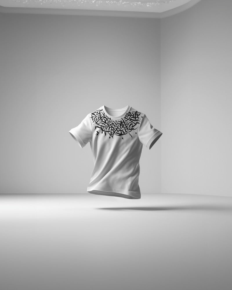 Tshirt - Regular Fit - Guldasta - A neck adorned garment