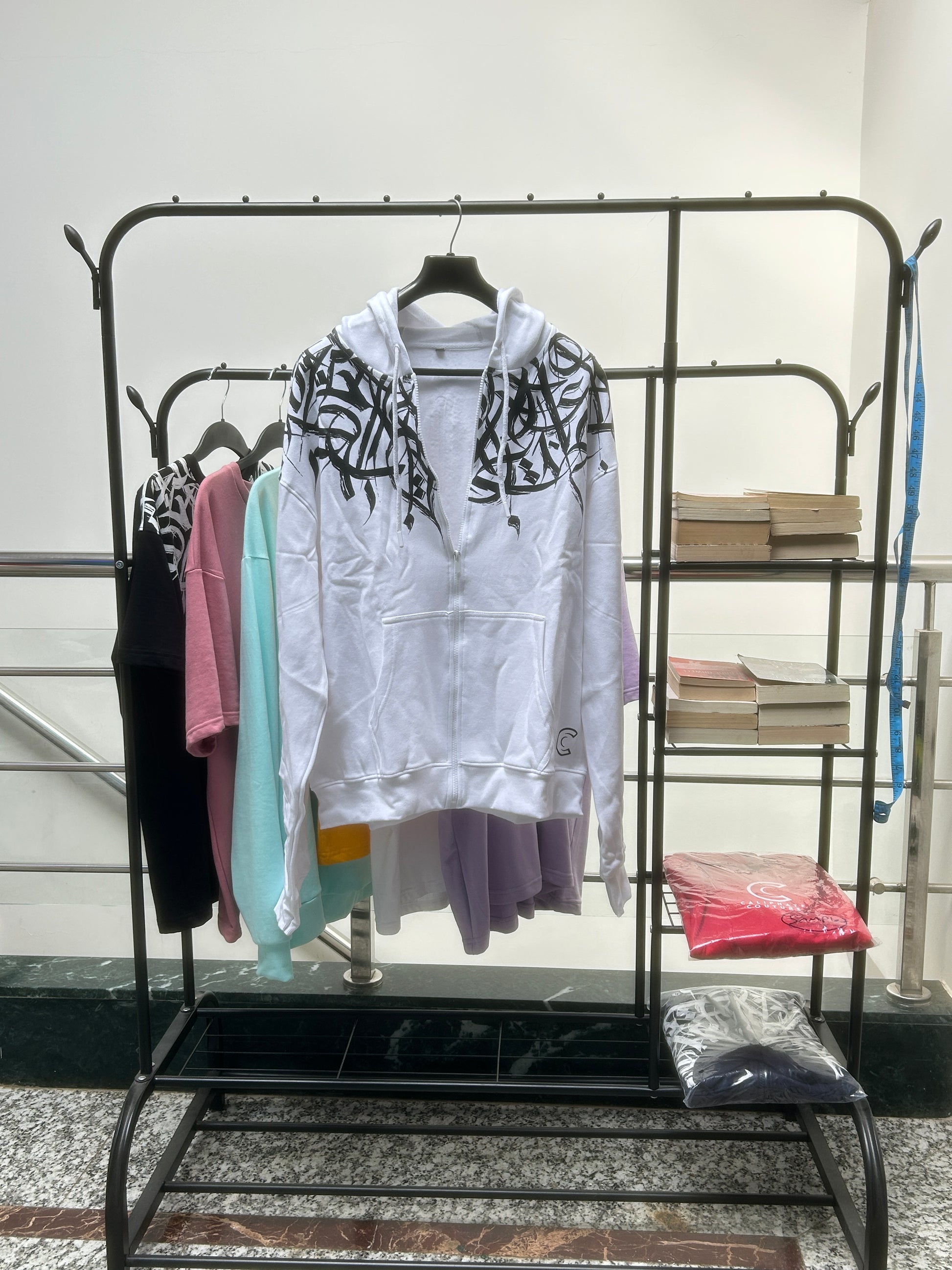 Zipper Hoodie - Over Size Fit - Guldasta - A Garland for the neck